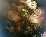 Foto del paso 4 de la receta: Pollo con salsa de tomate y cebolla
