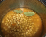 Foto del paso 5 de la receta: Potaje de garbanzos, espinacas y bacalao en olla rápida