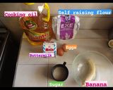 A picture of step 1 of Banana Pancakes.