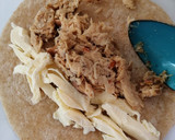 Foto del paso 2 de la receta: Burritos de pollo en freidora de aire