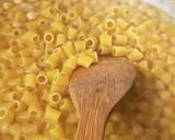 Foto del passaggio 2 della ricetta Ditali con i ceci al rosmarino e pepe