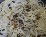 Foto del paso 4 de la receta: Hígado al wok con albahaca