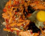 Foto langkah ke 6 dari resep Kwetiau goreng.