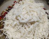 વેજ હકકા નુડલ્સ (Veg Hakka Noodles Recipe In Gujarati) રેસીપી સ્ટેપ3ફોટો