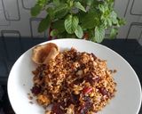 Foto langkah ke 3 dari resep Nasi goreng sosis.