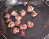 Foto del paso 3 de la receta: Macarrones con salchicha italiana