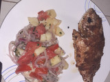 Pescado frito con ensalada🐟