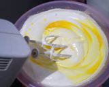 Foto langkah ke 5 dari resep Bolu Gulung (Japanese Roll Cake).