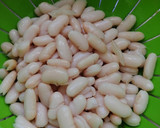 Foto del paso 1 de la receta: Ensalada de alubias blancas con merluza