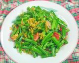 Foto langkah ke 9 dari resep Tumis Kucai Teri Medan.