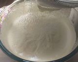 Foto langkah ke 3 dari resep BOLU PUTUAYU PANDAN KUKUS ISI GULA AREN, EMPUK, LEMBUT, GURIH.