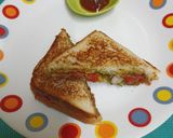 A picture of step 4 of Vegetable Sandwich With Spicy Sattu Chutney.