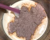 Hình bước làm 6 của món Cốt Gato Chocolate làm bằng nồi cơm điện (bông lan socola)