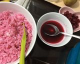 Hình bước làm 2 của món Cơm Chiên Sakura (Cơm Chiên Màu Củ Dền - Món Chay)