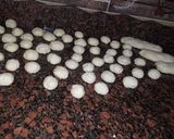 صورة لخطوة 7 من وصفة طريقه عمل القرص الطريه المحشيه عجوه