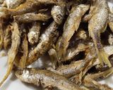 Foto langkah ke 1 dari resep Ikan Bilis goreng cabe hijau.
