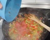 Foto del paso 6 de la receta: Arroz con pulpo, calamares y langostinos