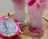 A picture of step 1 of Dragon fruit mojito(virgin).