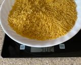 A picture of step 1 of Vermicelli mint upma.
