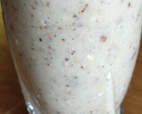 A picture of step 3 of Dates and banana shake.