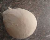 A picture of step 4 of Vegetarian pizza.