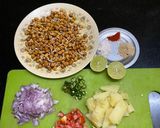 A picture of step 1 of Chana Masala.