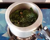 A picture of step 1 of Dal-Palak.