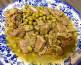 Foto del paso 2 de la receta: Paletilla de cordero recental con guisantes