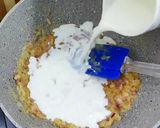 A picture of step 3 of Pink Pasta (Homemade).