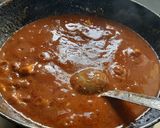 A picture of step 9 of Dhaba style paneer tikka masala gravy.