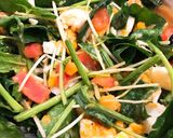 A picture of step 4 of Simple spinach salad.