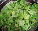 A picture of step 4 of Methi ki sabzi.