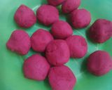 Foto langkah ke 3 dari resep Bakpia Basah Red Velvet.