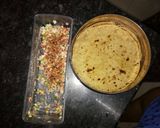 A picture of step 4 of Roti ke double layer tringle shape pizza.