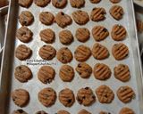 Foto langkah ke 4 dari resep Choco Chip Cookies.