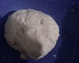 A picture of step 2 of Roti Naan.