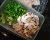 Foto langkah ke 1 dari resep 88. Mie ayam abang abang.