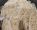 Foto del paso 5 de la receta: Spaghetti ai funghi