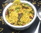 A picture of step 5 of Indori Poha.