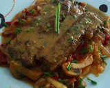 Foto del paso 6 de la receta: Churrasco sobre lecho de champiñones y salsa de su mismo jugo