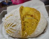 Foto langkah ke 18 dari resep Kunyit Chia Seed Sourdough Bread.