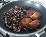 A picture of step 1 of Baleadas.