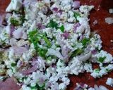पनीर स्टफ्ड बेसन चीला(paneer stuffed besan chila recipe in Hindi) रेसिपी चरण 2 फोटो