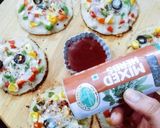 A picture of step 4 of Healthy poha oats pan pizza.