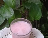 A picture of step 3 of Doodh Rooh Afza.