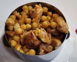 Foto del paso 8 de la receta: Salteado de pollo con garbanzos y hortalizas al curry