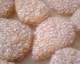 صورة لخطوة 3 من وصفة حلوة الجلجلانية (حلوى بالسمسم)