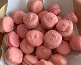 Áfonyás macaron recept fázis 6 fotója