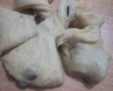 A picture of step 10 of Sausage flower bread.