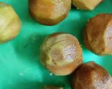 A picture of step 1 of Sapodilla walnut halwa.